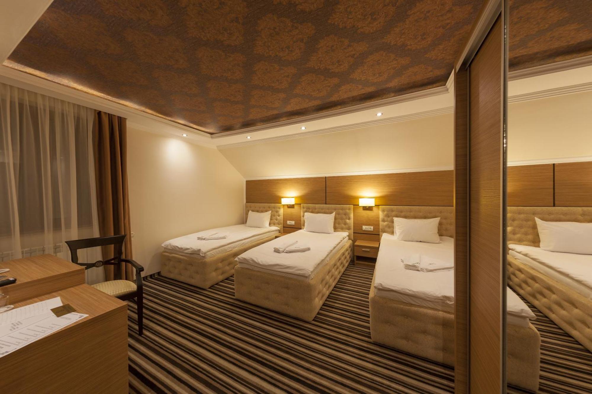 Allegria Hotel Alba Iulia Camera foto
