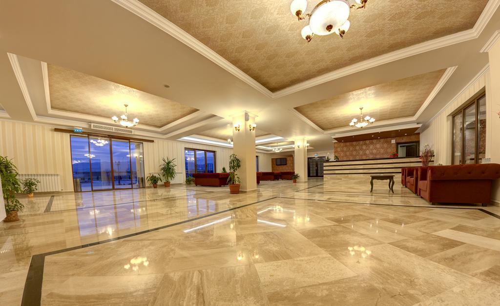 Allegria Hotel Alba Iulia Esterno foto