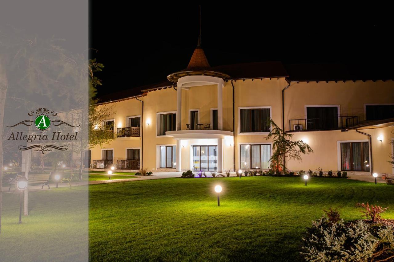 Allegria Hotel Alba Iulia Esterno foto